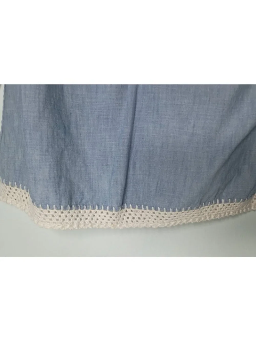 Lucky Brand Boho Embroidered Chambray Top S Cotton Crotchet Floral Peasant